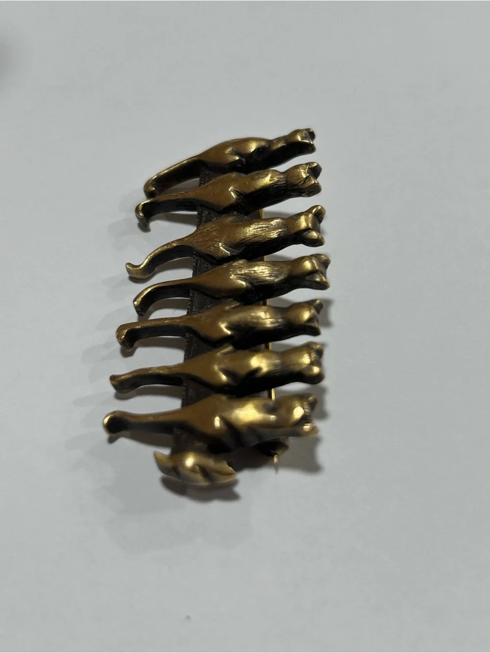 Vintage MFA Cats In A Row Brooch Pin Museum of Fine Arts Boston Gold Tone Gift